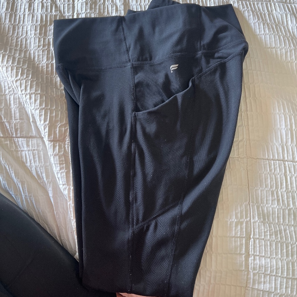 Pureluxe by Fabletics - Picture 2 of 2
